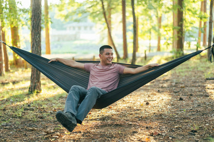 TravelNest® Hammock + Straps Combo